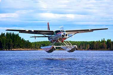 Northway Aviation bush charter and floatplane operator supporting Manitoba remote travel planning